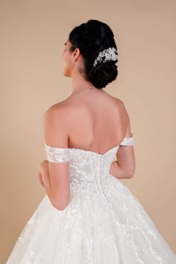 Robe de mariée de la boutique Féerie 11