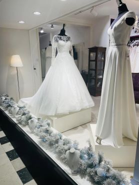 Robe de mariée de la boutique Féerie 5
