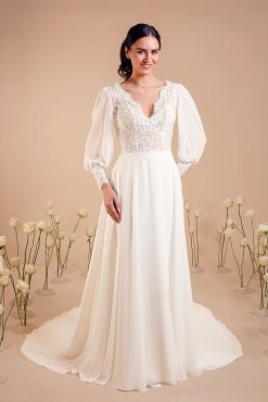 Robe de mariée de la boutique Féerie 6